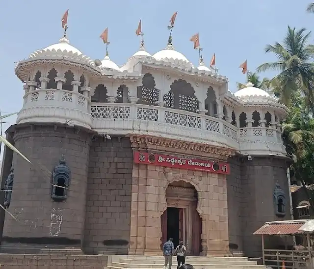 shri-siddeshwar-temple